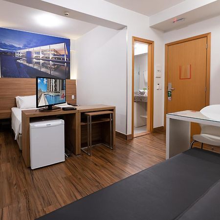 S4 Hotel Aguas Claras Тагуатинга Экстерьер фото