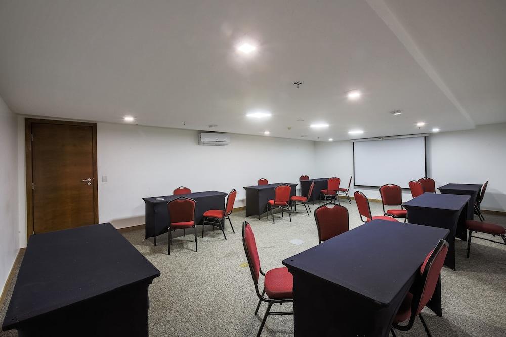 S4 Hotel Aguas Claras Тагуатинга Экстерьер фото